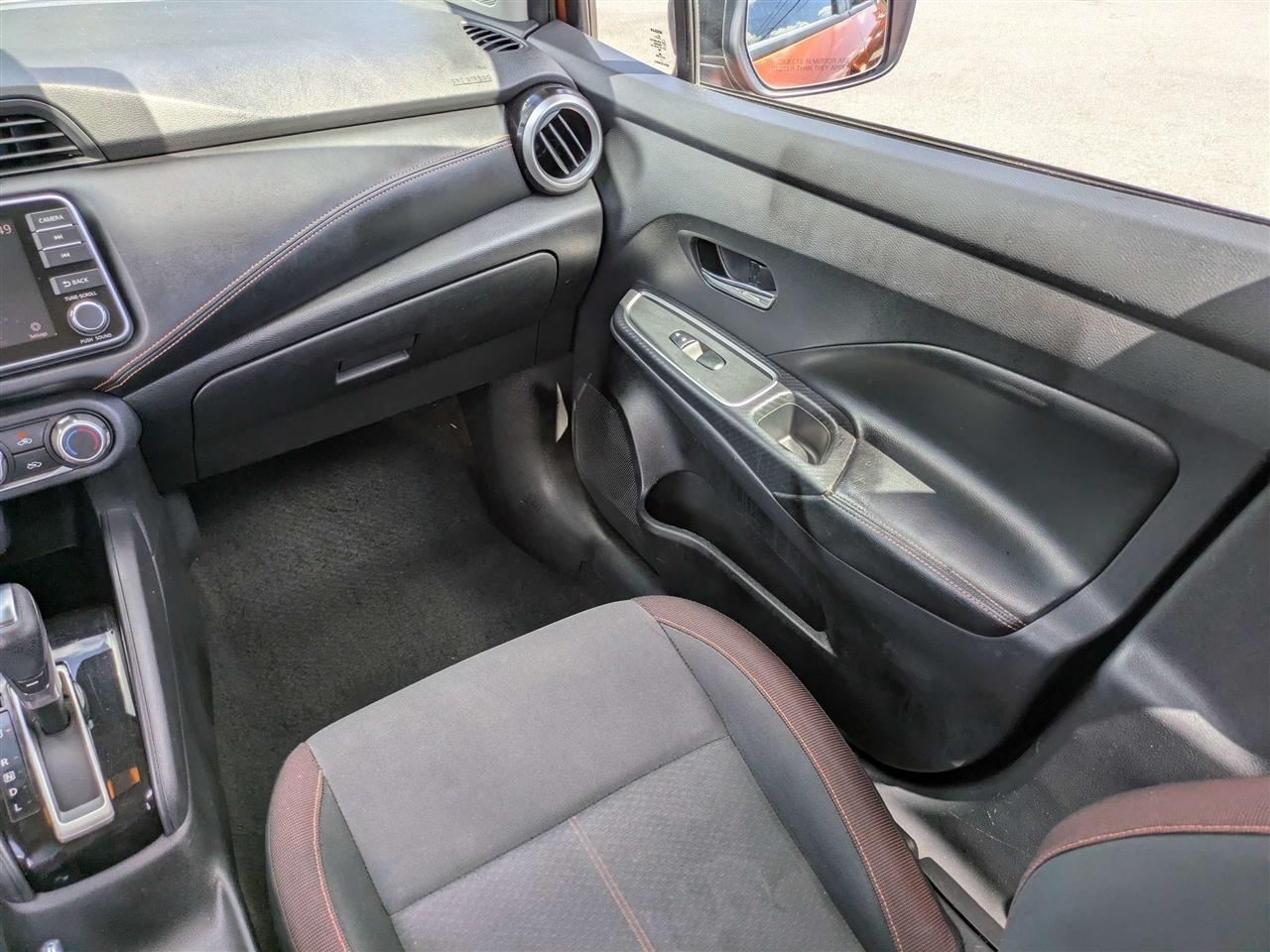 Nissan Versa SR 2021