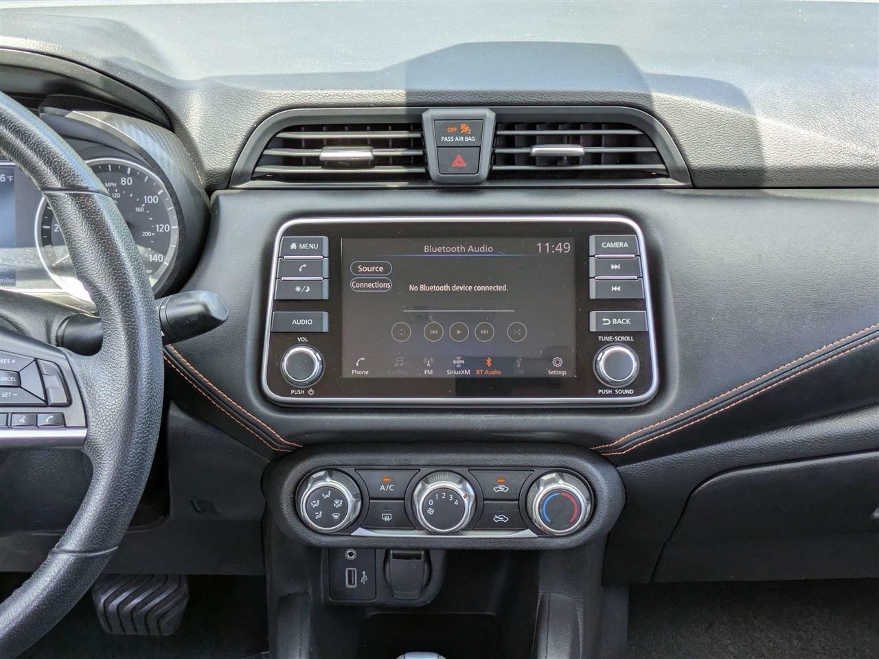 Nissan Versa SR 2021