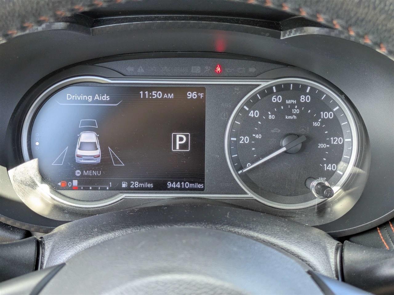 Nissan Versa SR 2021