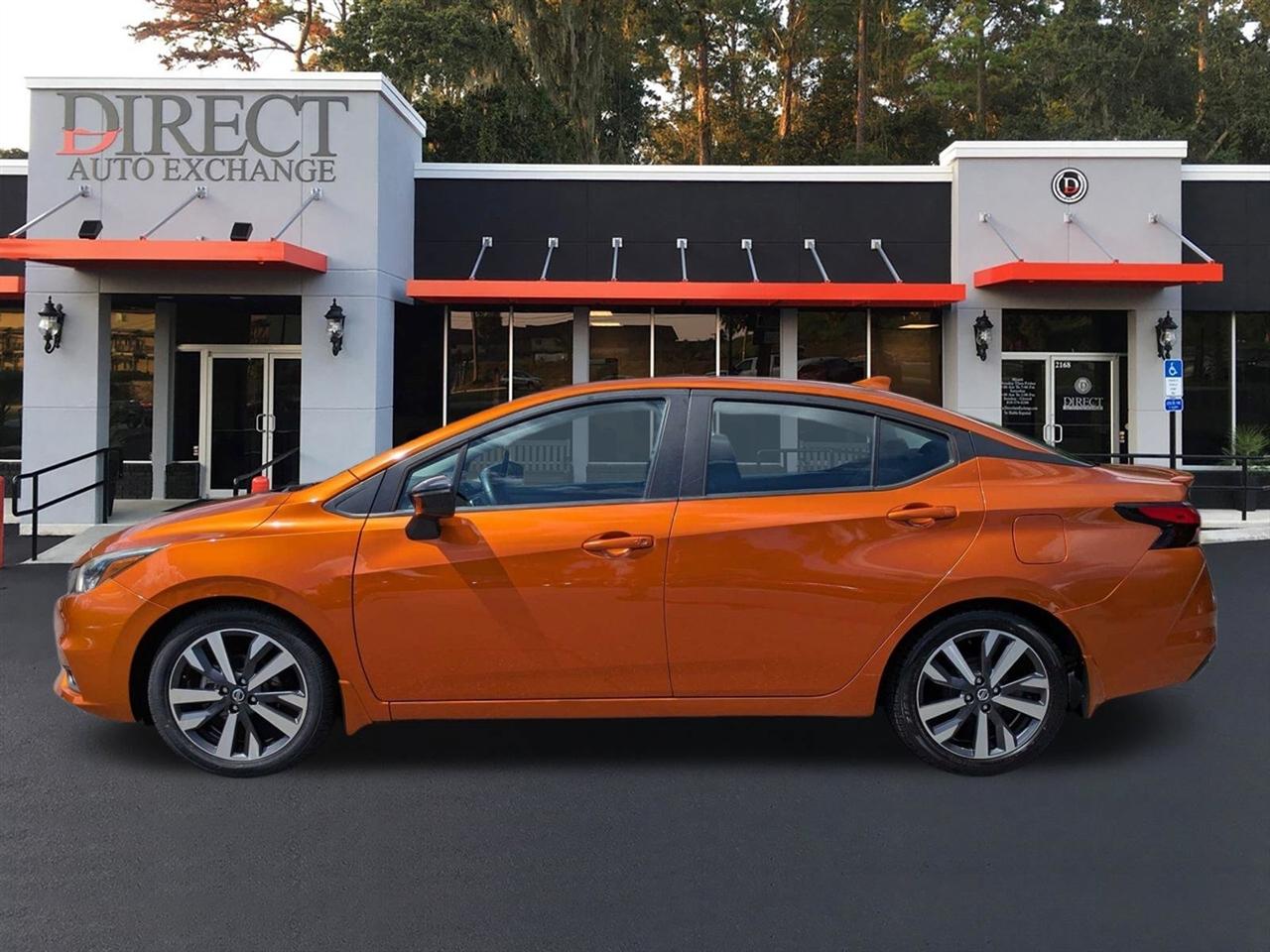 Nissan Versa SR 2021