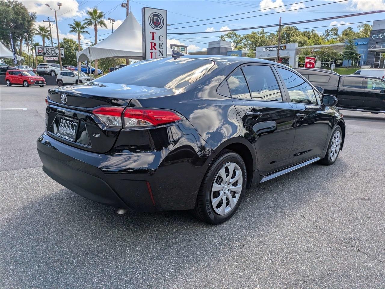 Toyota Corolla LE 2024