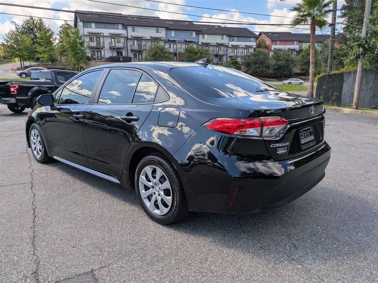 Toyota Corolla LE 2024