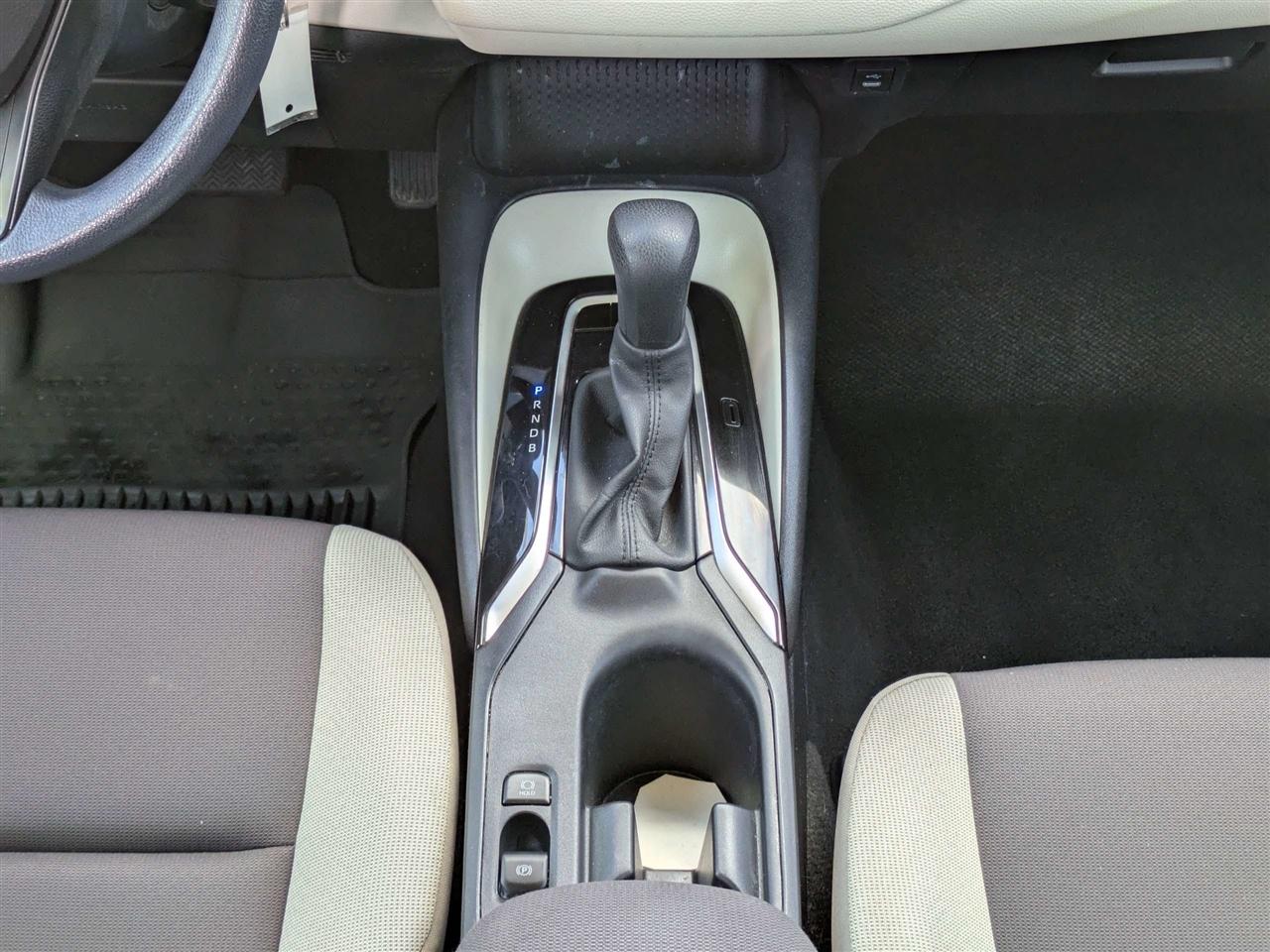 Toyota Corolla LE 2024