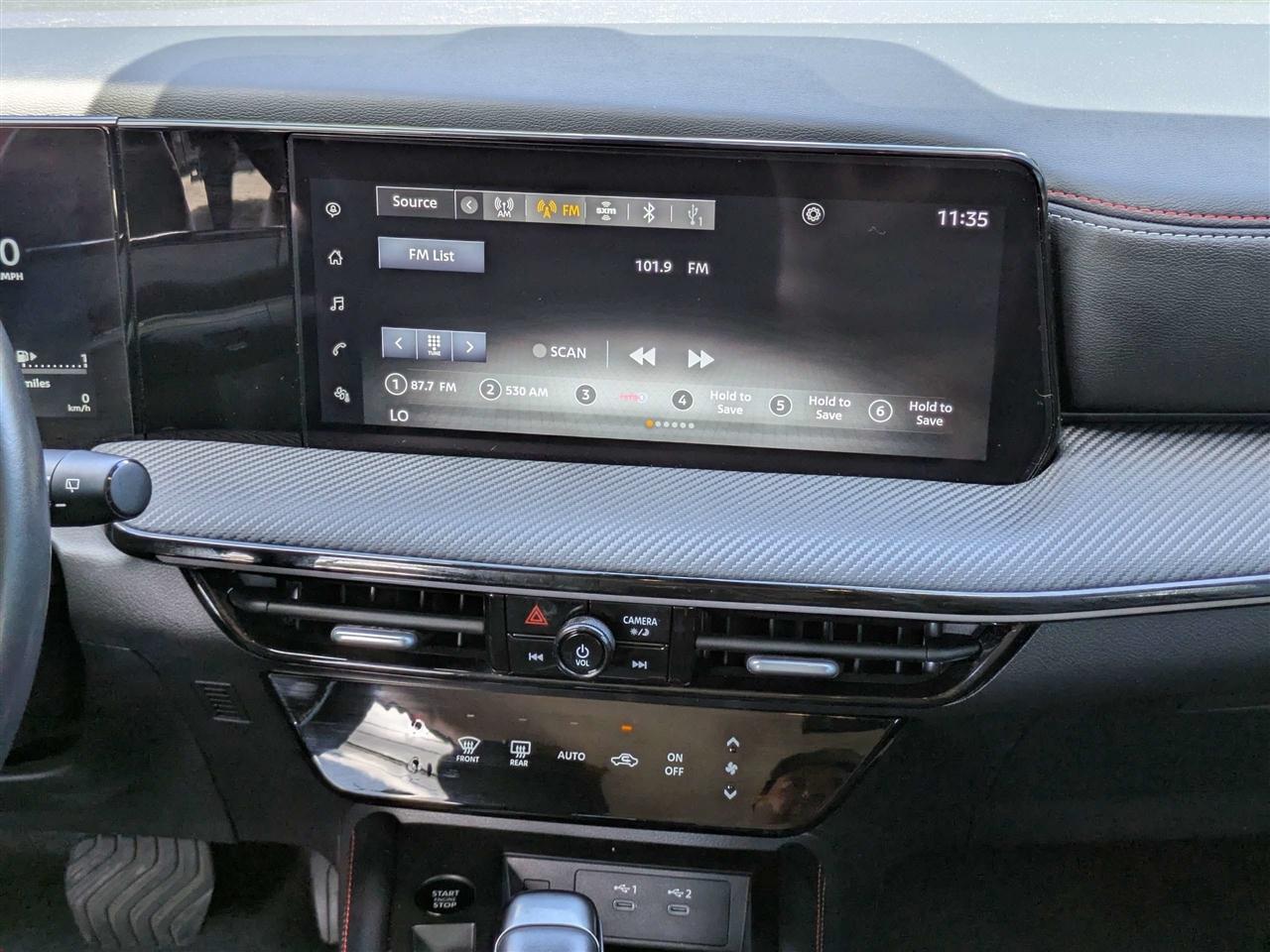 Nissan Kicks SR 2025