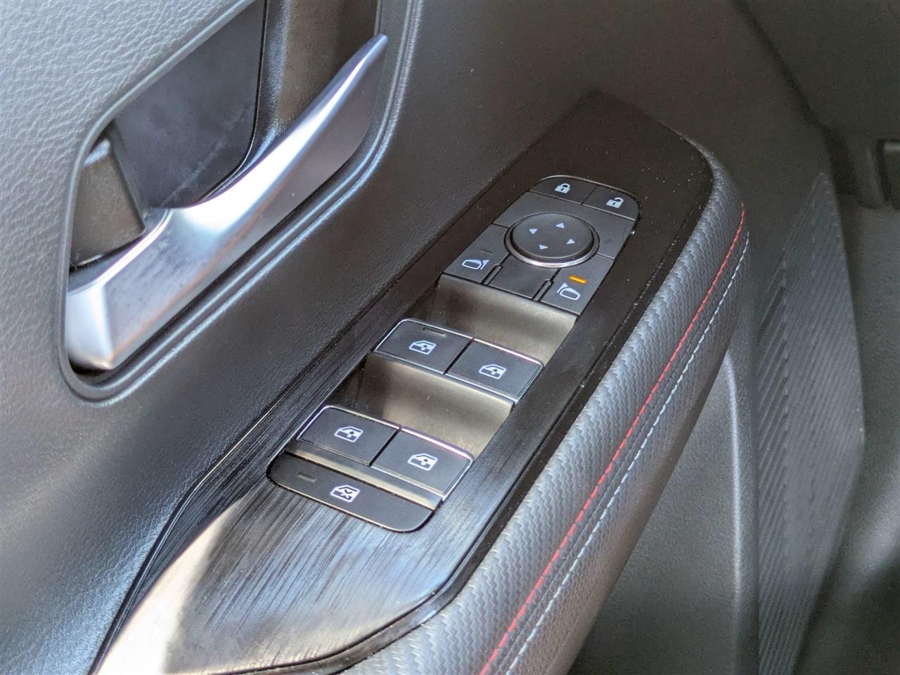 Nissan Kicks SR 2025