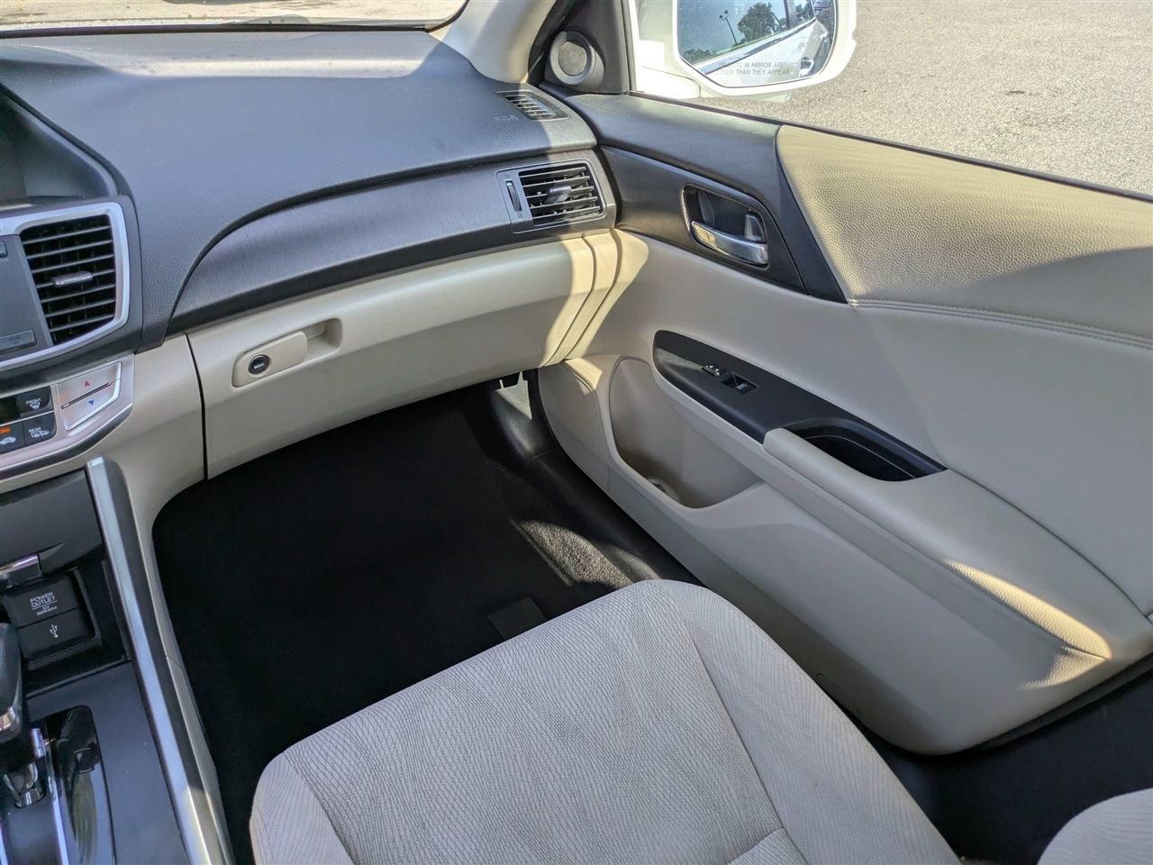Honda Accord EX Sedan CVT 2015