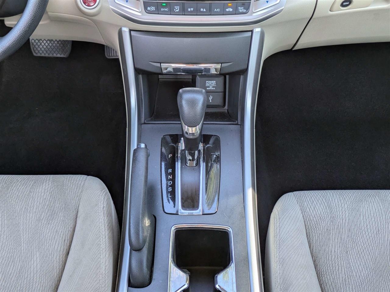 Honda Accord EX Sedan CVT 2015