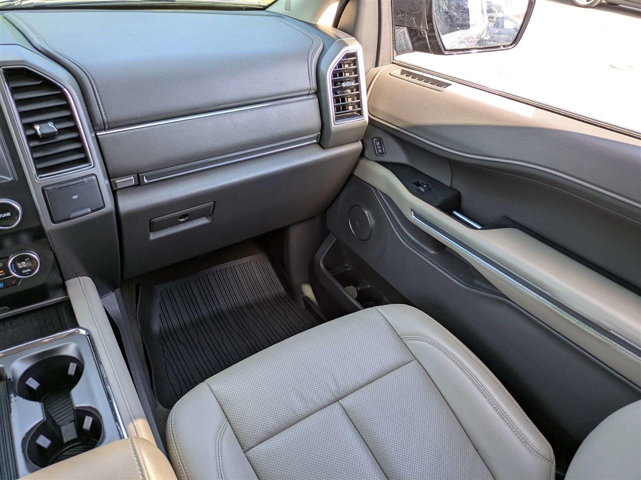 Ford Expedition XLT 2WD 2019