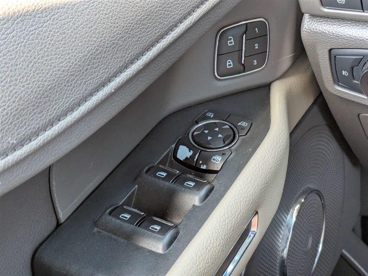 Ford Expedition XLT 2WD 2019
