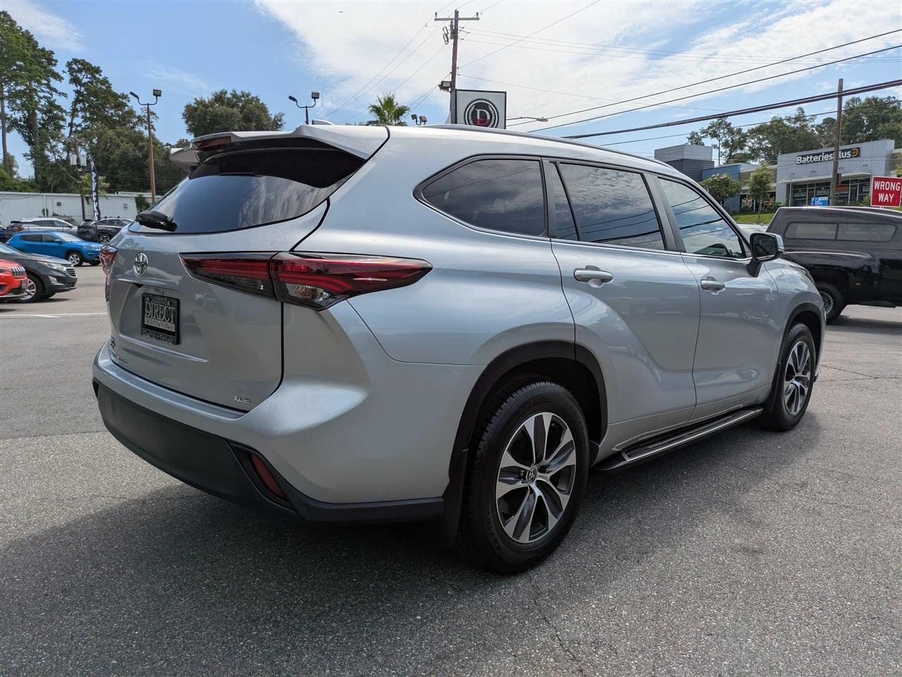 Toyota Highlander XLE 2024