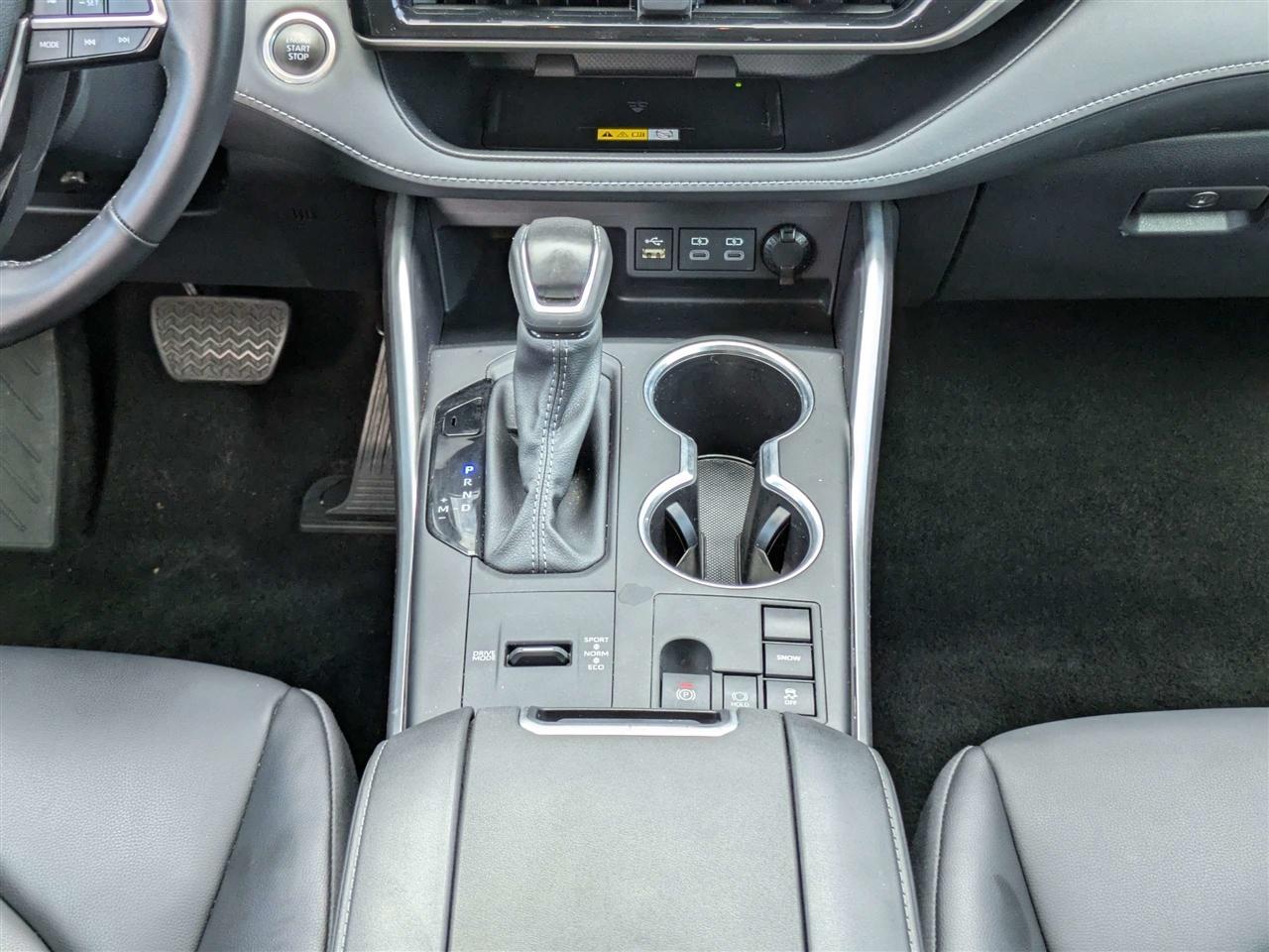 Toyota Highlander XLE 2024