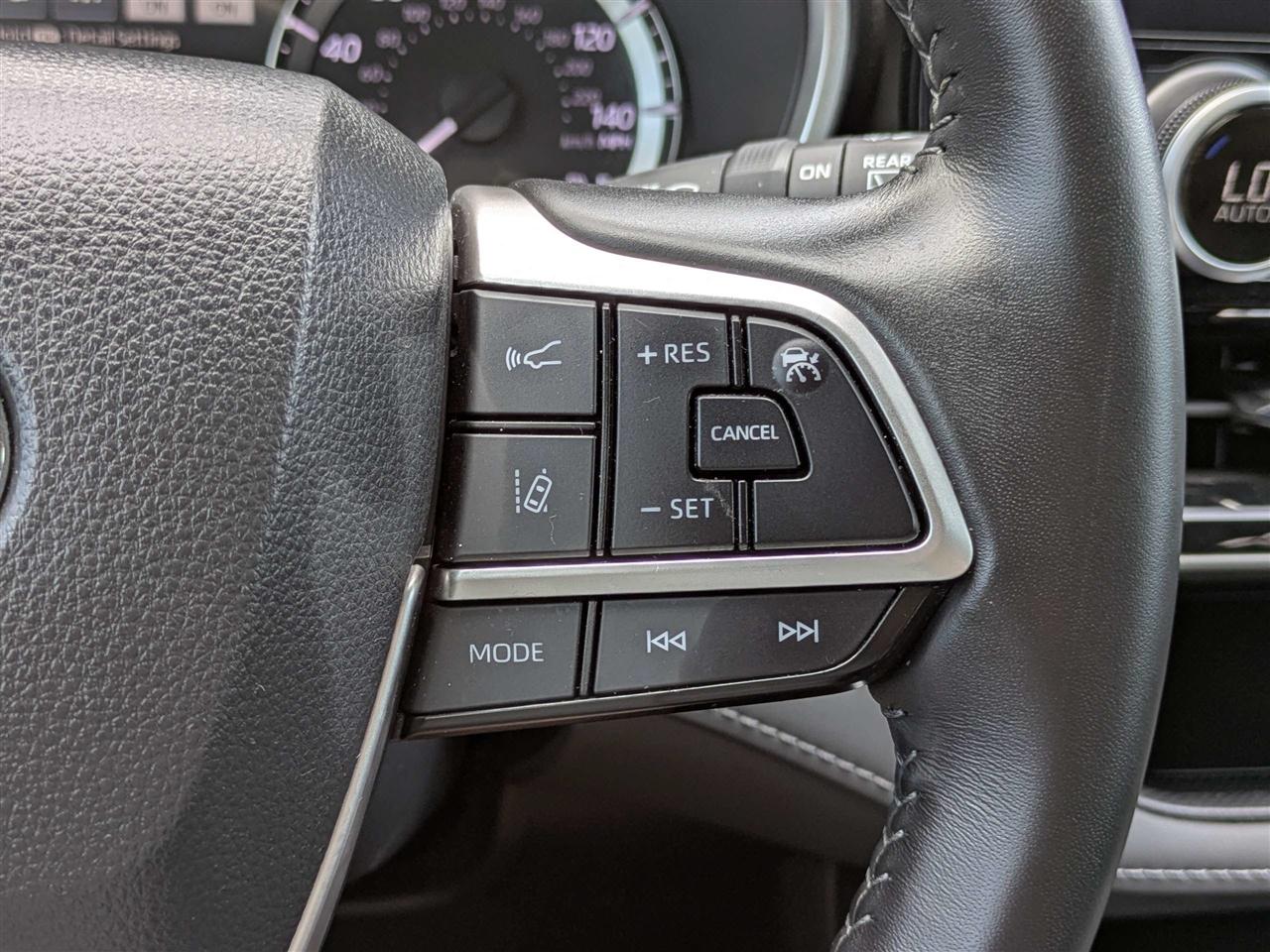 Toyota Highlander XLE 2024