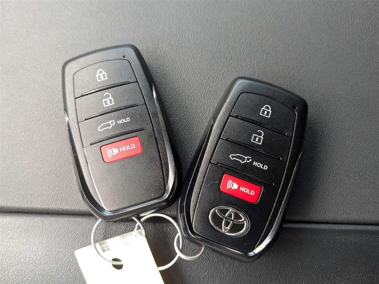 Toyota Highlander XLE 2024