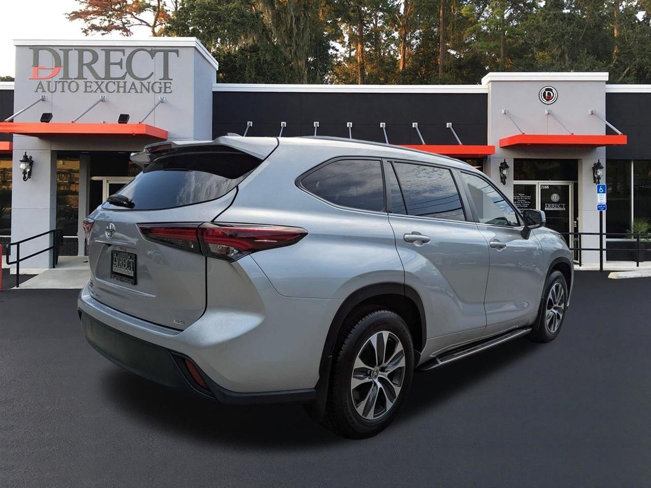 Toyota Highlander XLE 2024