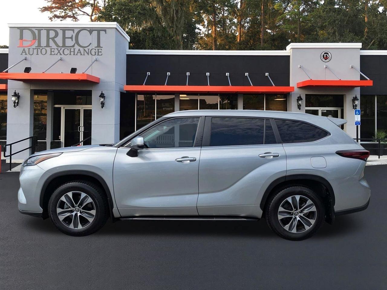 Toyota Highlander XLE 2024