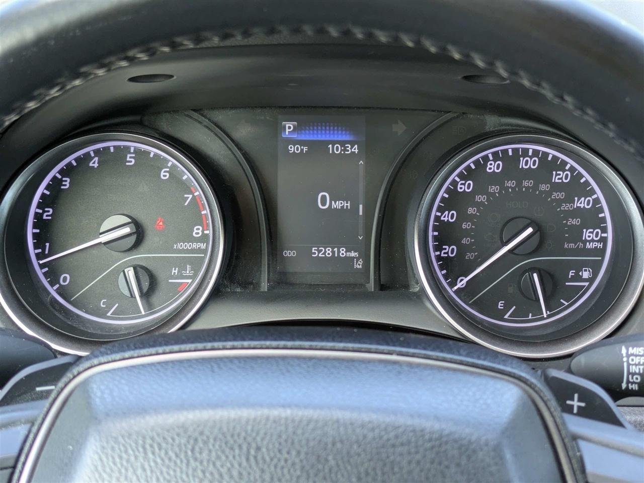 Toyota Camry SE 2024