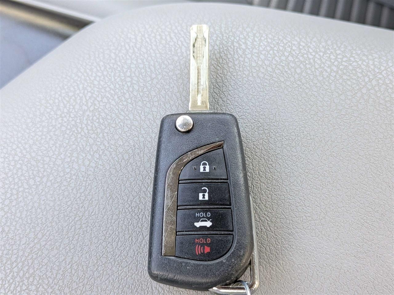 Toyota Camry SE 2024