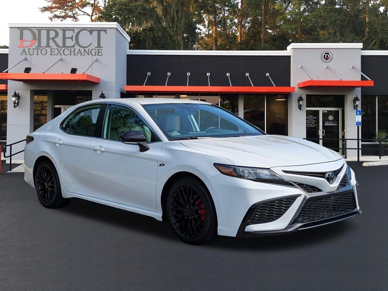 Toyota Camry SE 2024
