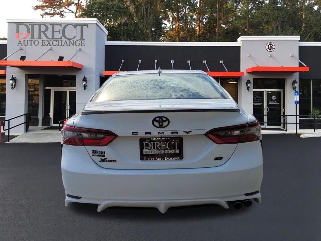 Toyota Camry SE 2024