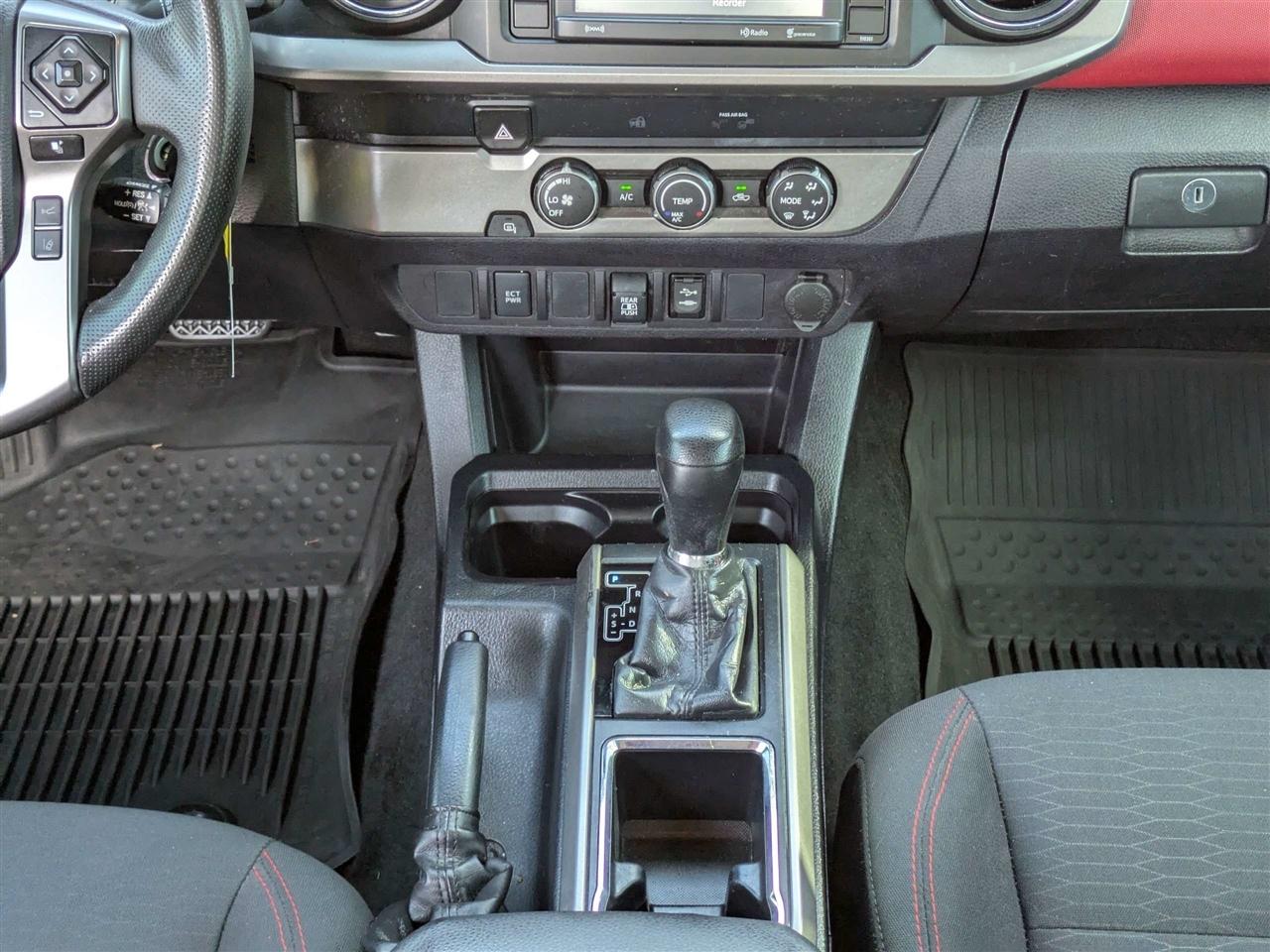Toyota Tacoma SR5 Double Cab Long Bed V6 6AT 2WD 2019