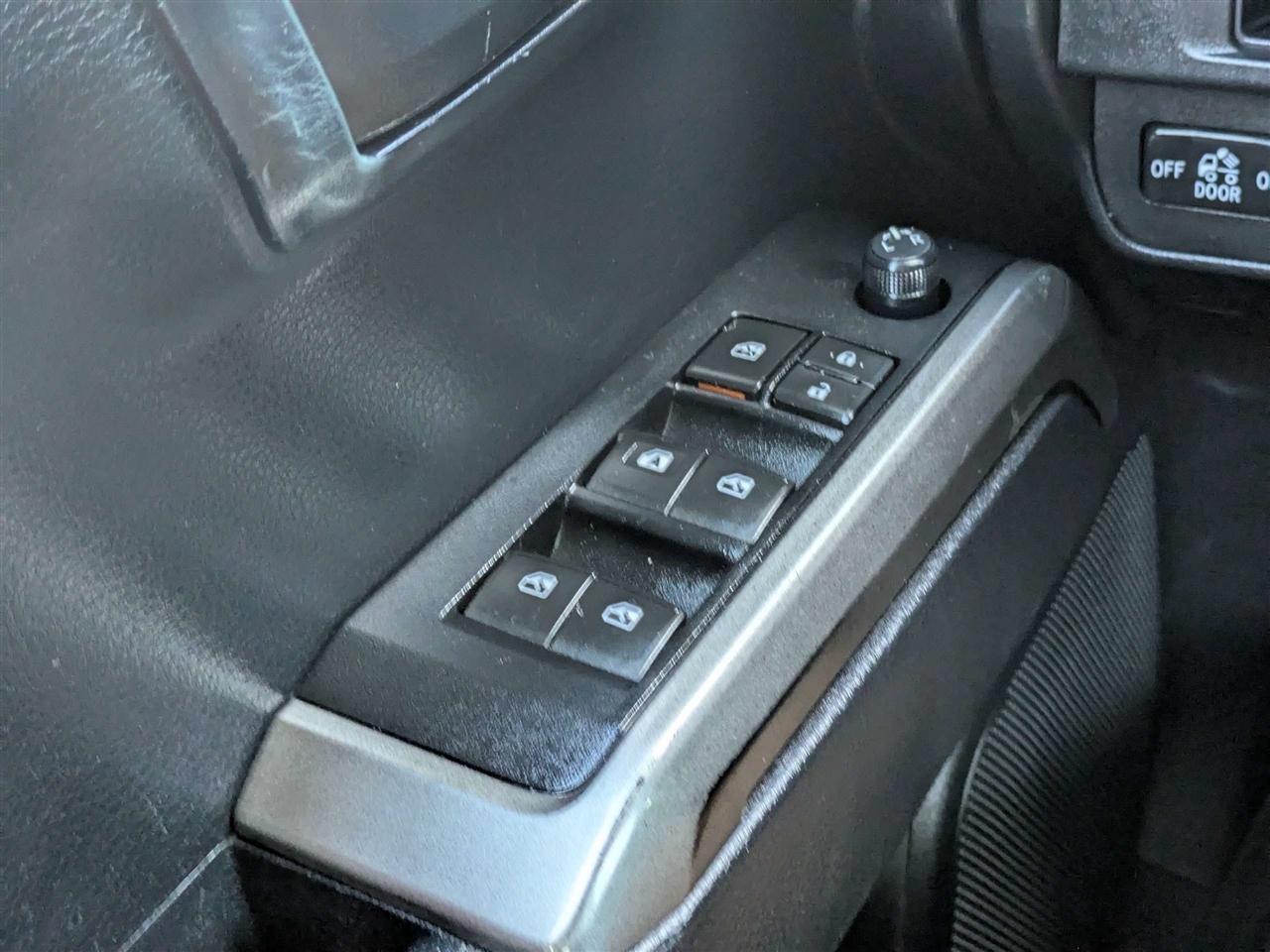 Toyota Tacoma SR5 Double Cab Long Bed V6 6AT 2WD 2019