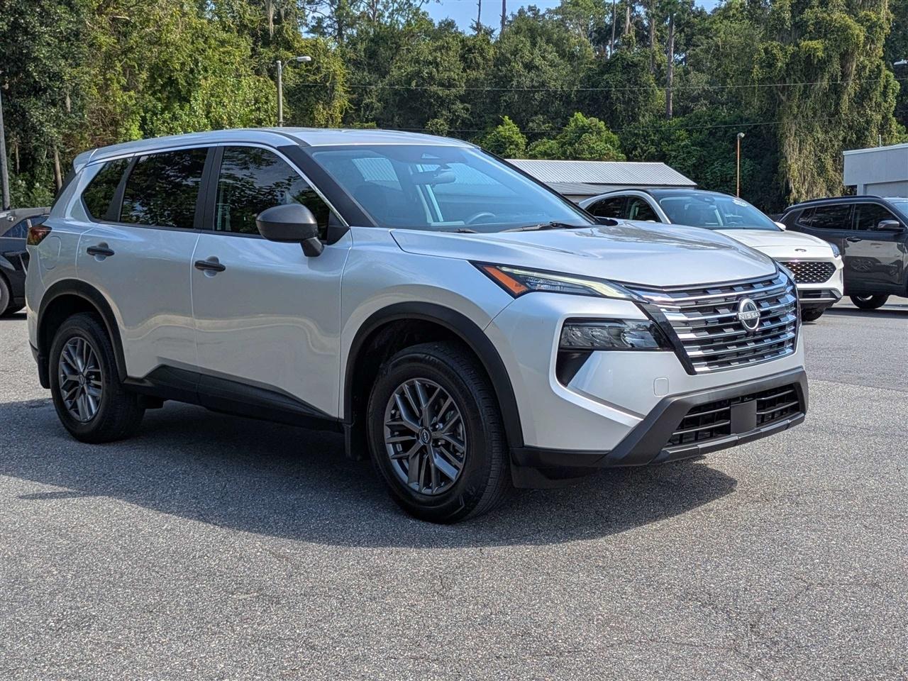 Nissan Rogue S 2024