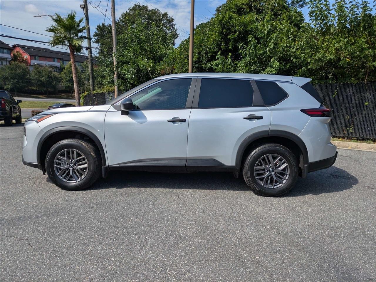 Nissan Rogue S 2024