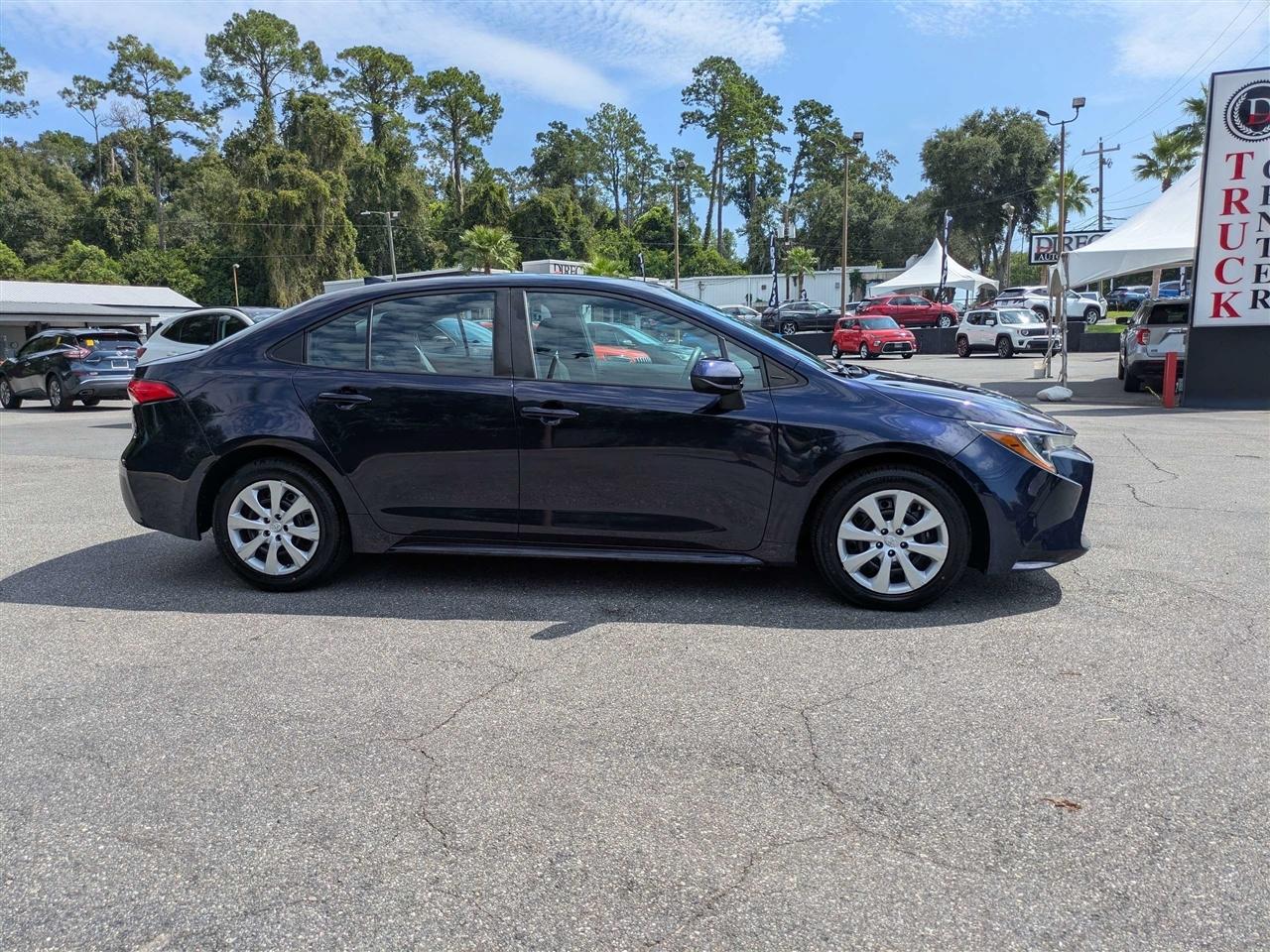 Toyota Corolla LE 2022