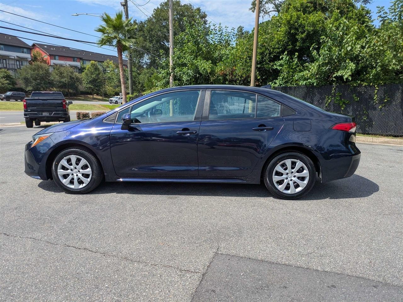 Toyota Corolla LE 2022