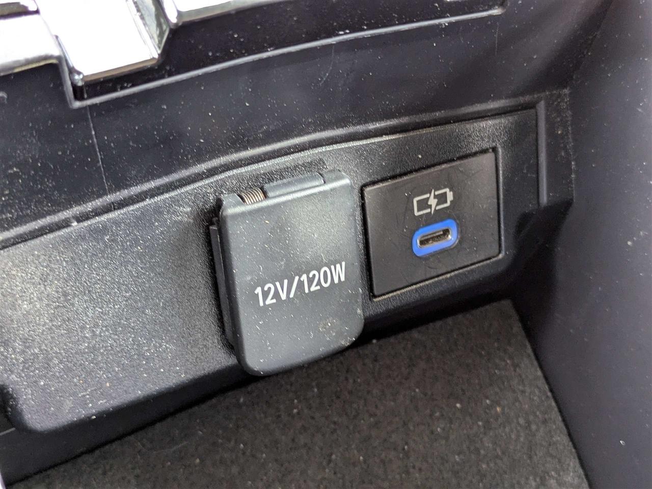 Toyota Corolla LE 2022