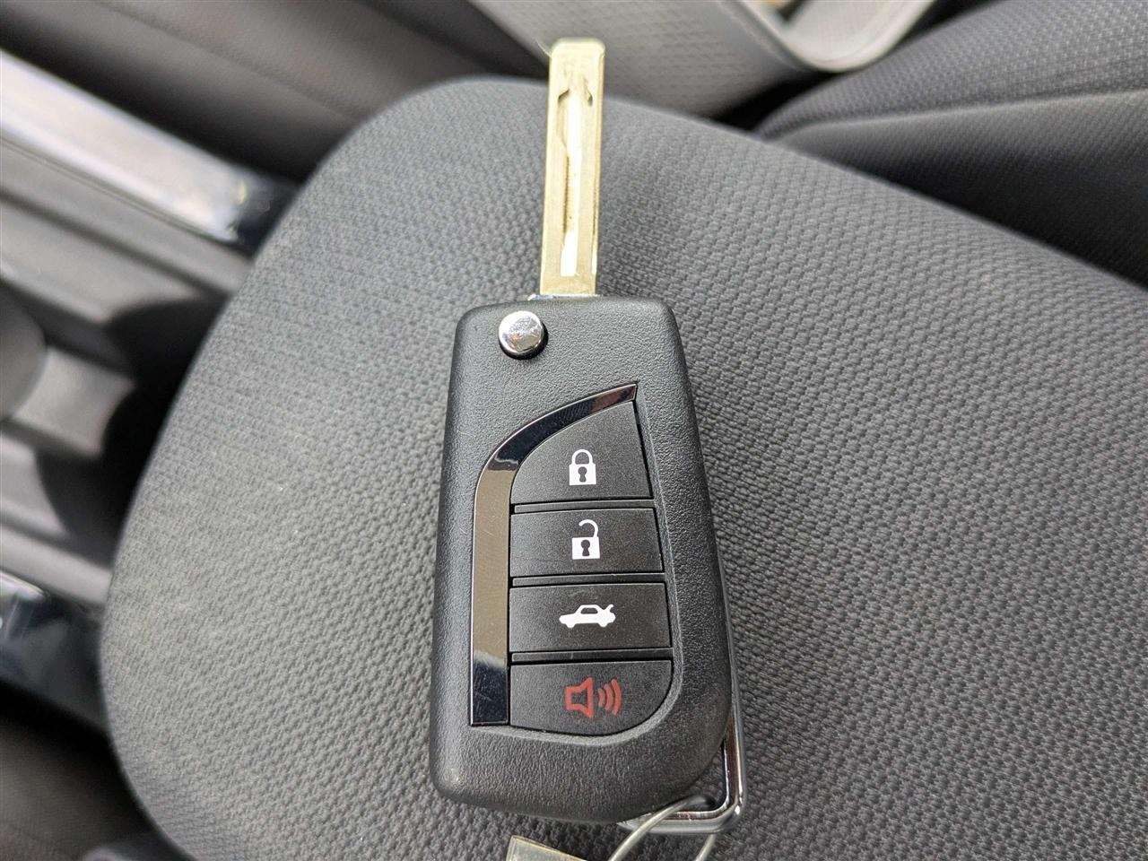 Toyota Corolla LE 2022