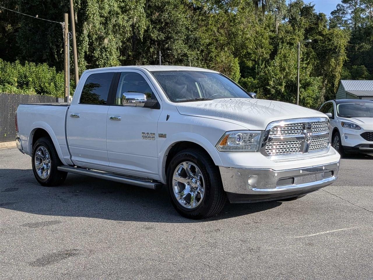 RAM 1500 Laramie Crew Cab SWB 2WD 2016