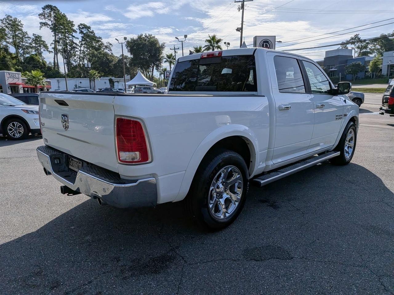 RAM 1500 Laramie Crew Cab SWB 2WD 2016