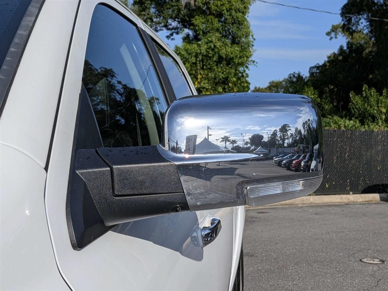 RAM 1500 Laramie Crew Cab SWB 2WD 2016