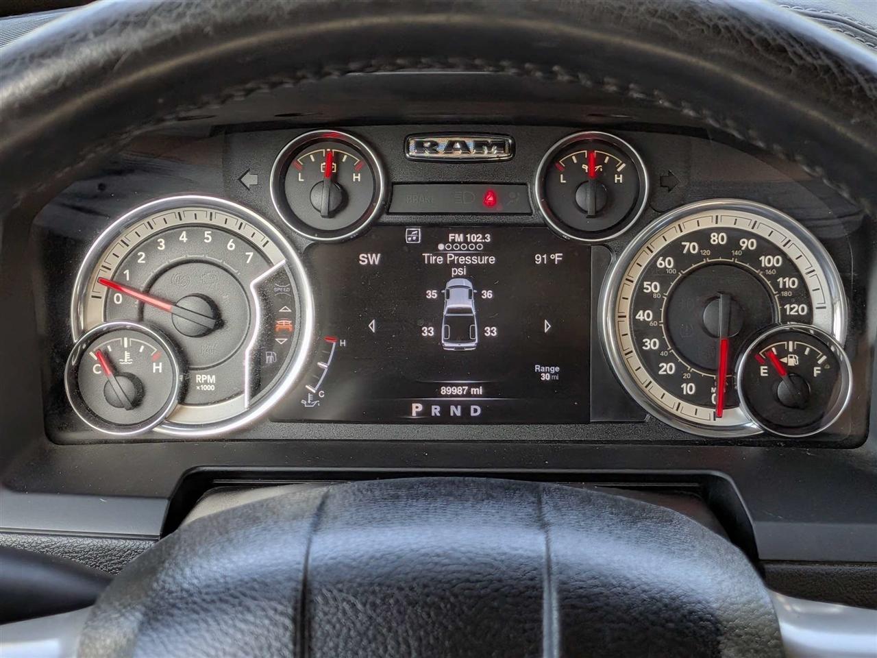 RAM 1500 Laramie Crew Cab SWB 2WD 2016