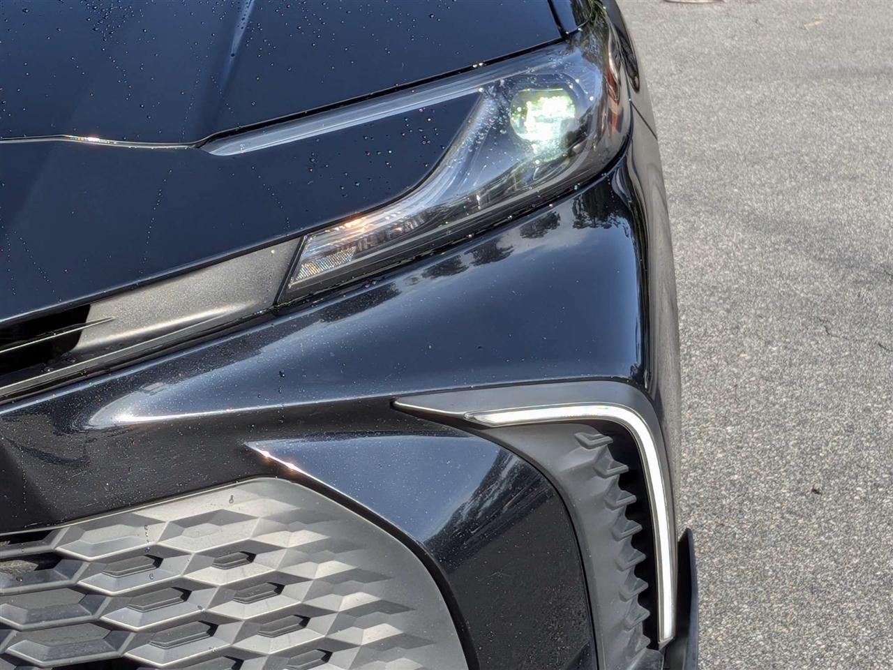 Toyota Camry Hybrid XLE 2025
