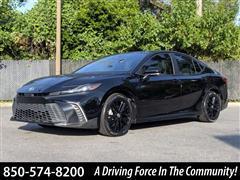 2025 Toyota Camry Hybrid 