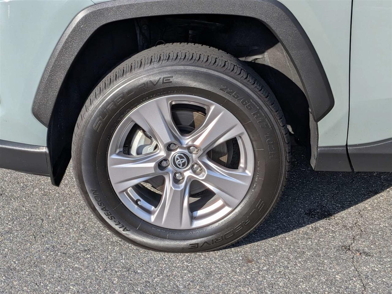Toyota RAV4 XLE 2022
