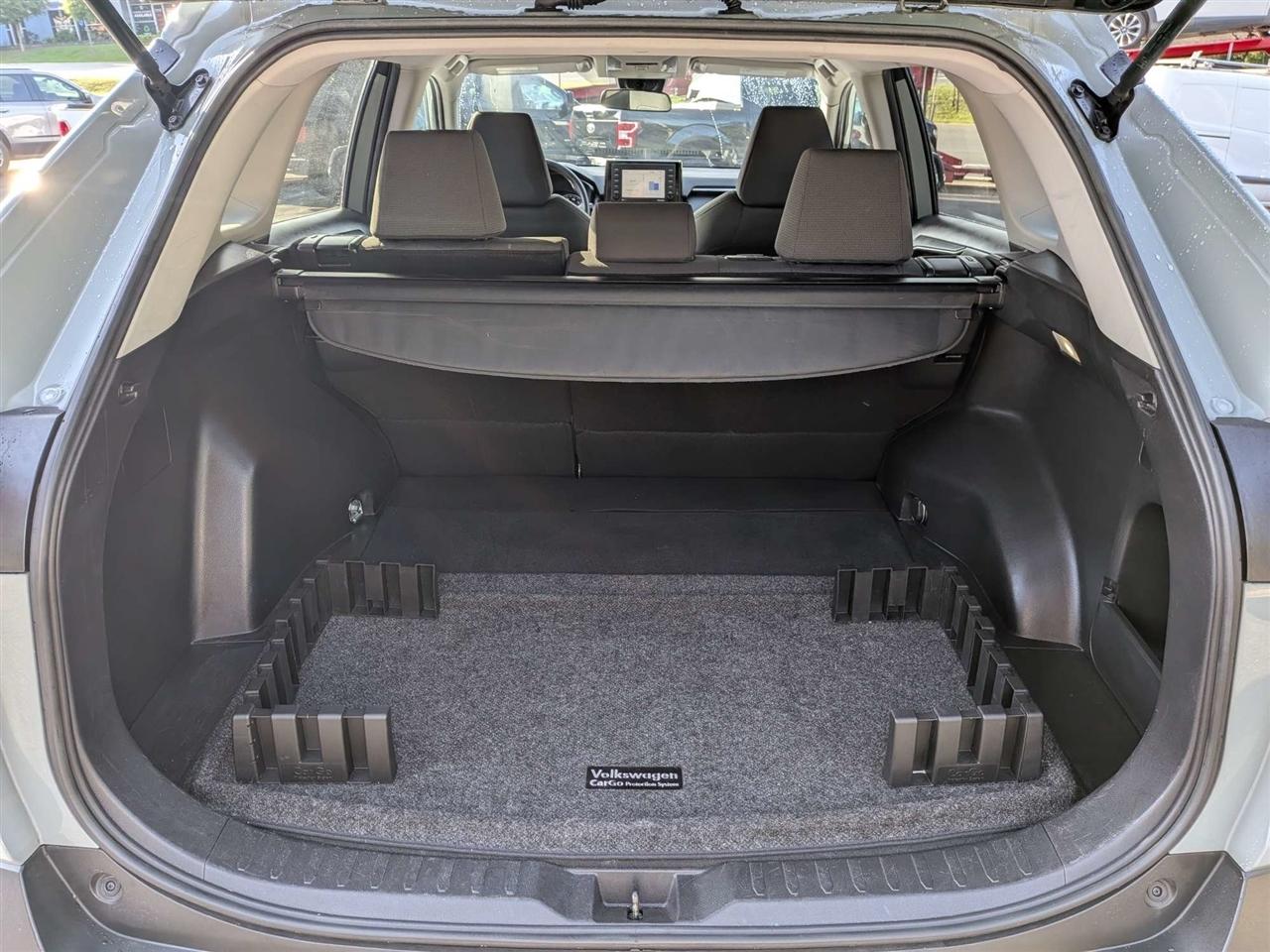 Toyota RAV4 XLE 2022