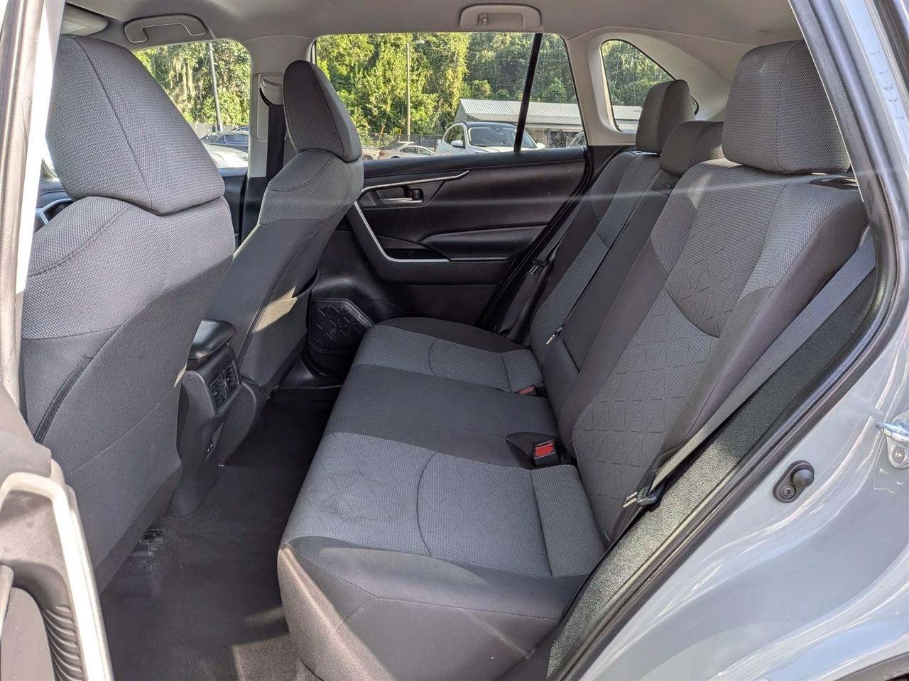 Toyota RAV4 XLE 2022