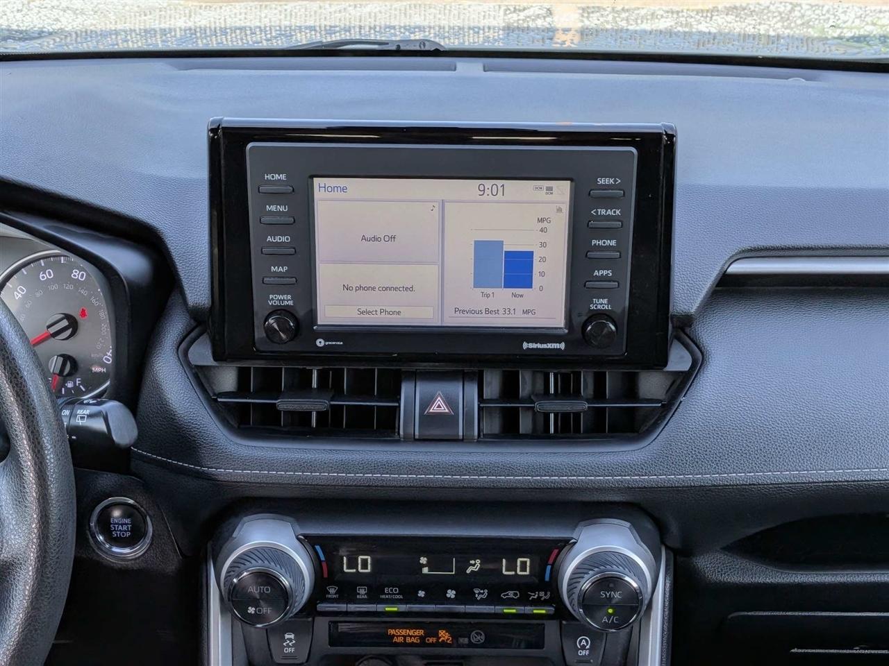 Toyota RAV4 XLE 2022
