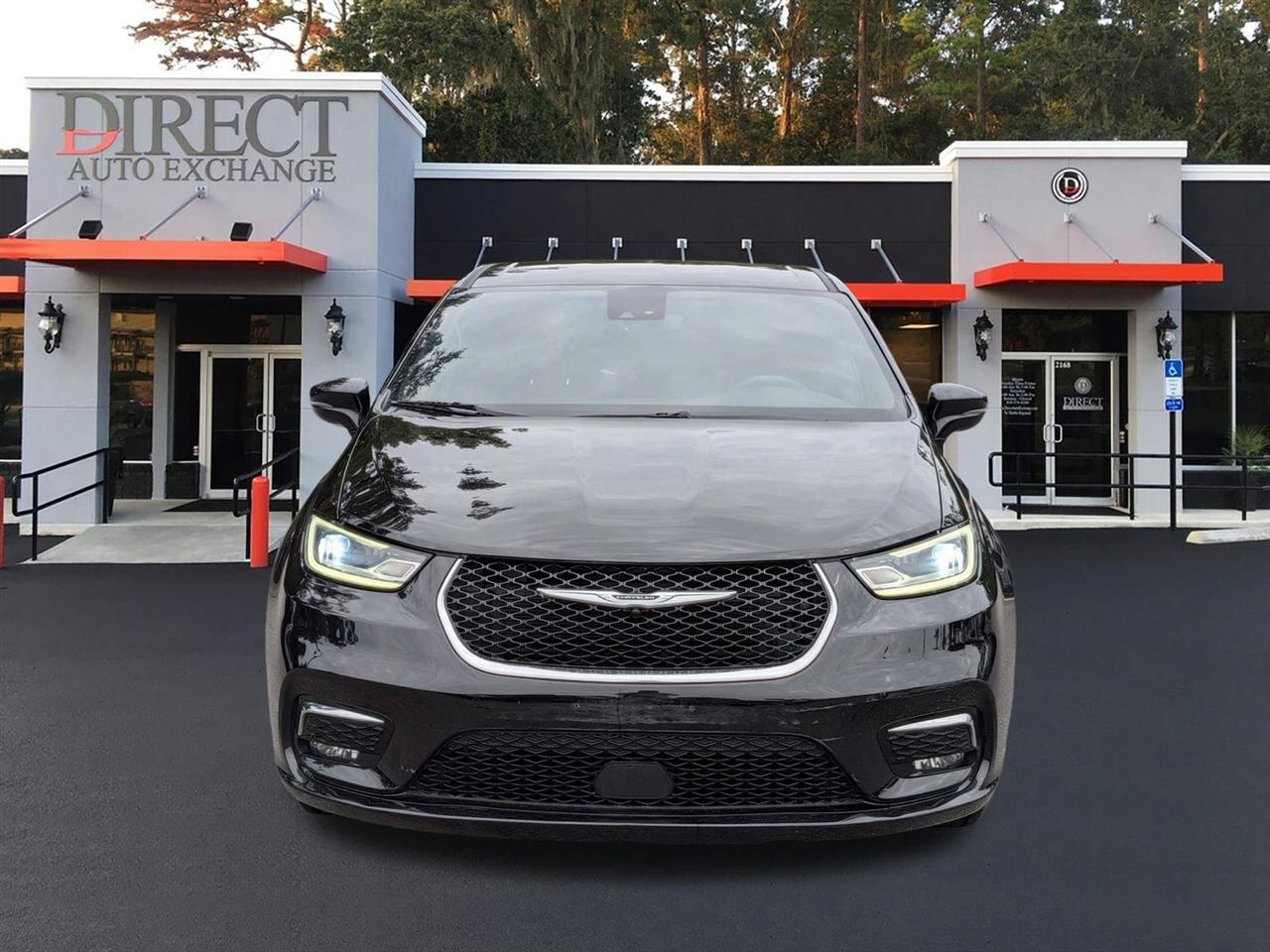 Chrysler Pacifica Select 2025