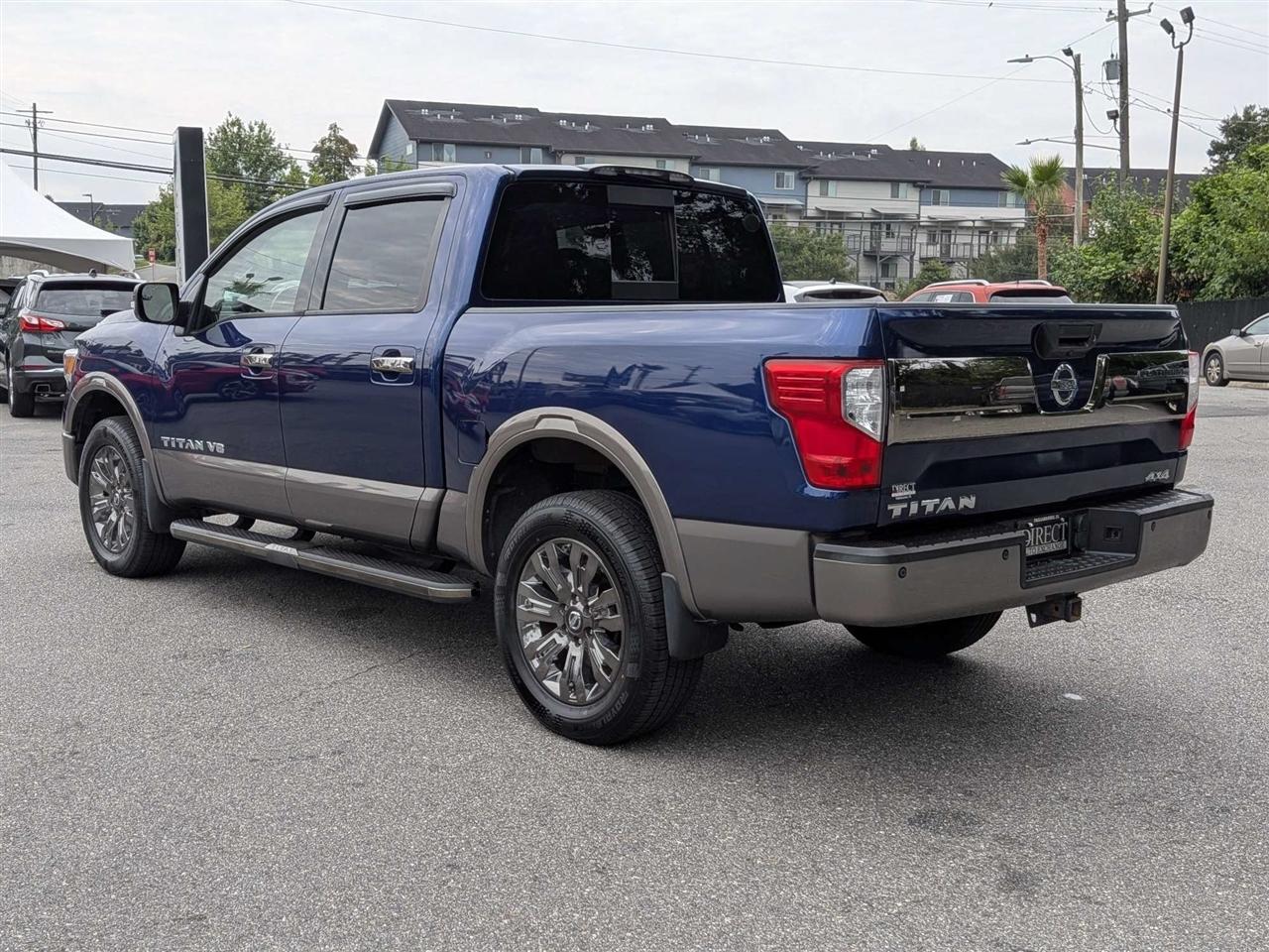 Nissan Titan Platinum Reserve Crew Cab 4WD 2018