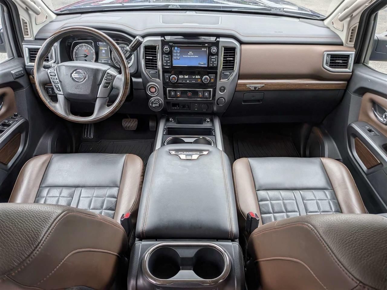 Nissan Titan Platinum Reserve Crew Cab 4WD 2018