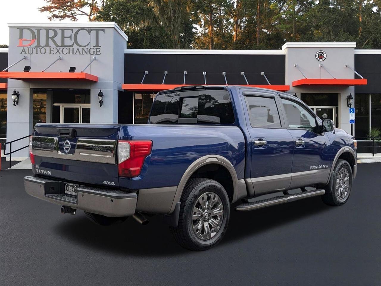 Nissan Titan Platinum Reserve Crew Cab 4WD 2018