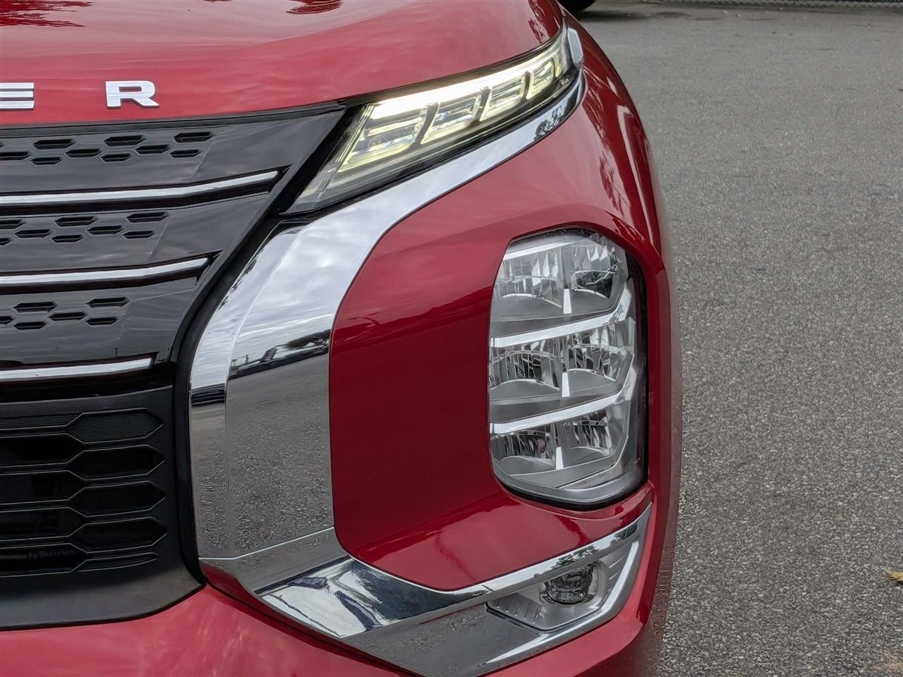 Mitsubishi Outlander SE 2WD 2023