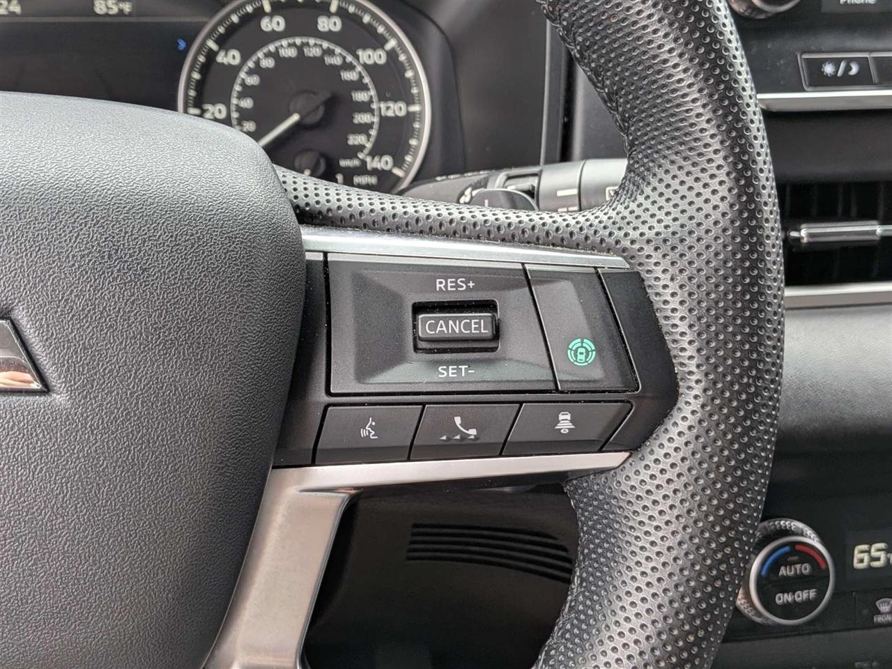 Mitsubishi Outlander SE 2WD 2023
