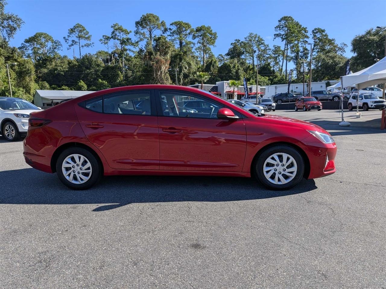 Hyundai Elantra SE 6M 2020