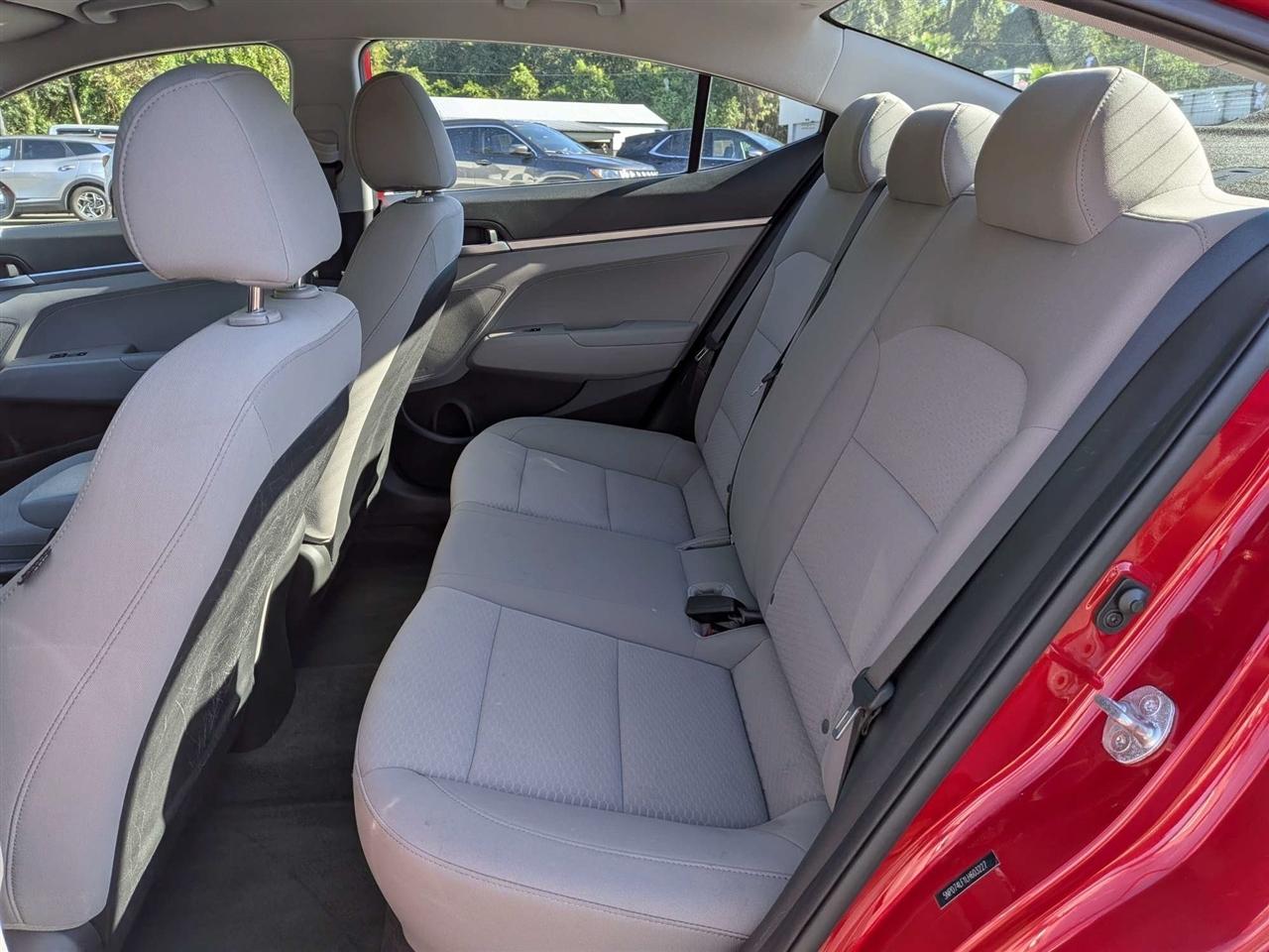 Hyundai Elantra SE 6M 2020