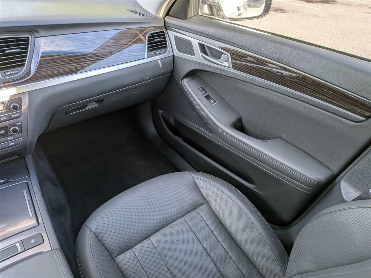 Genesis G80 3.8 2017